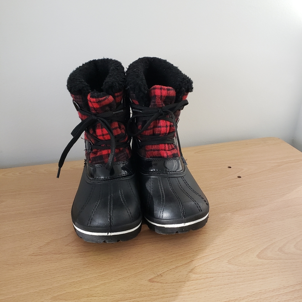 3M Thinsulate boot women's size 9.